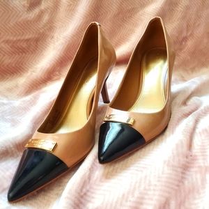 COACH Tan & Black 3" Heels Size 8.5